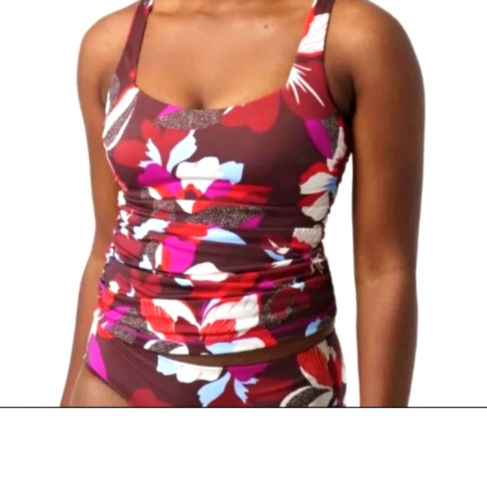 Athleta Tankini. Top 34DD.  NWT